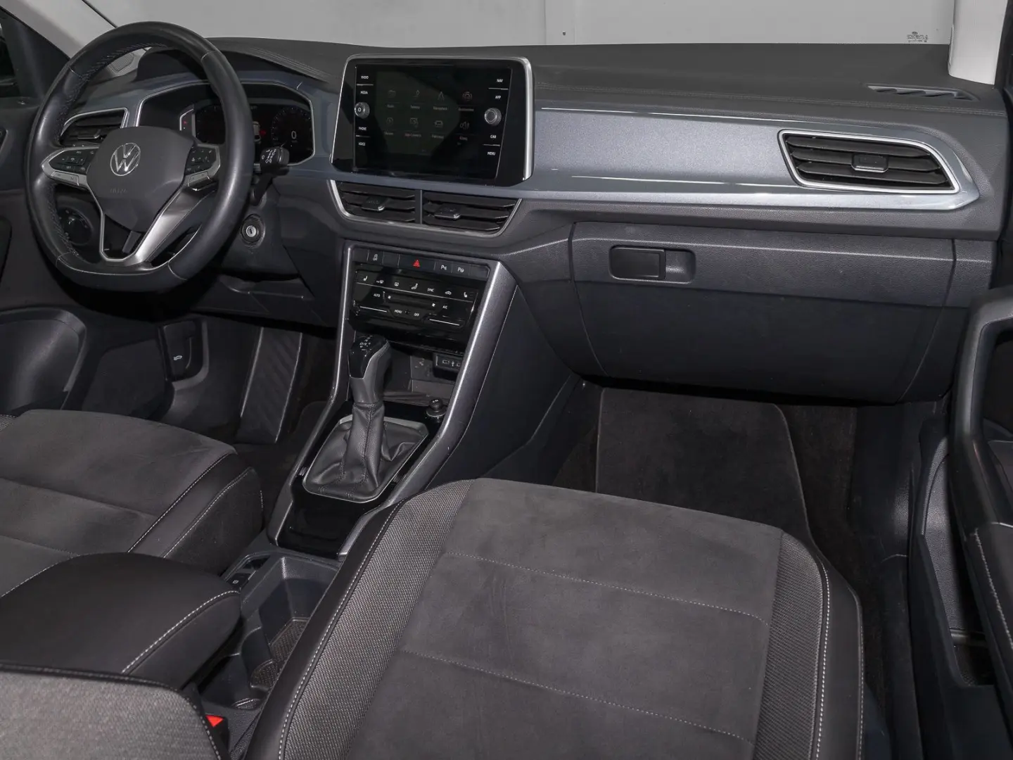 T-Roc 1.5 TSI DSG STYLE LED VIRTUAL NAVI LM17