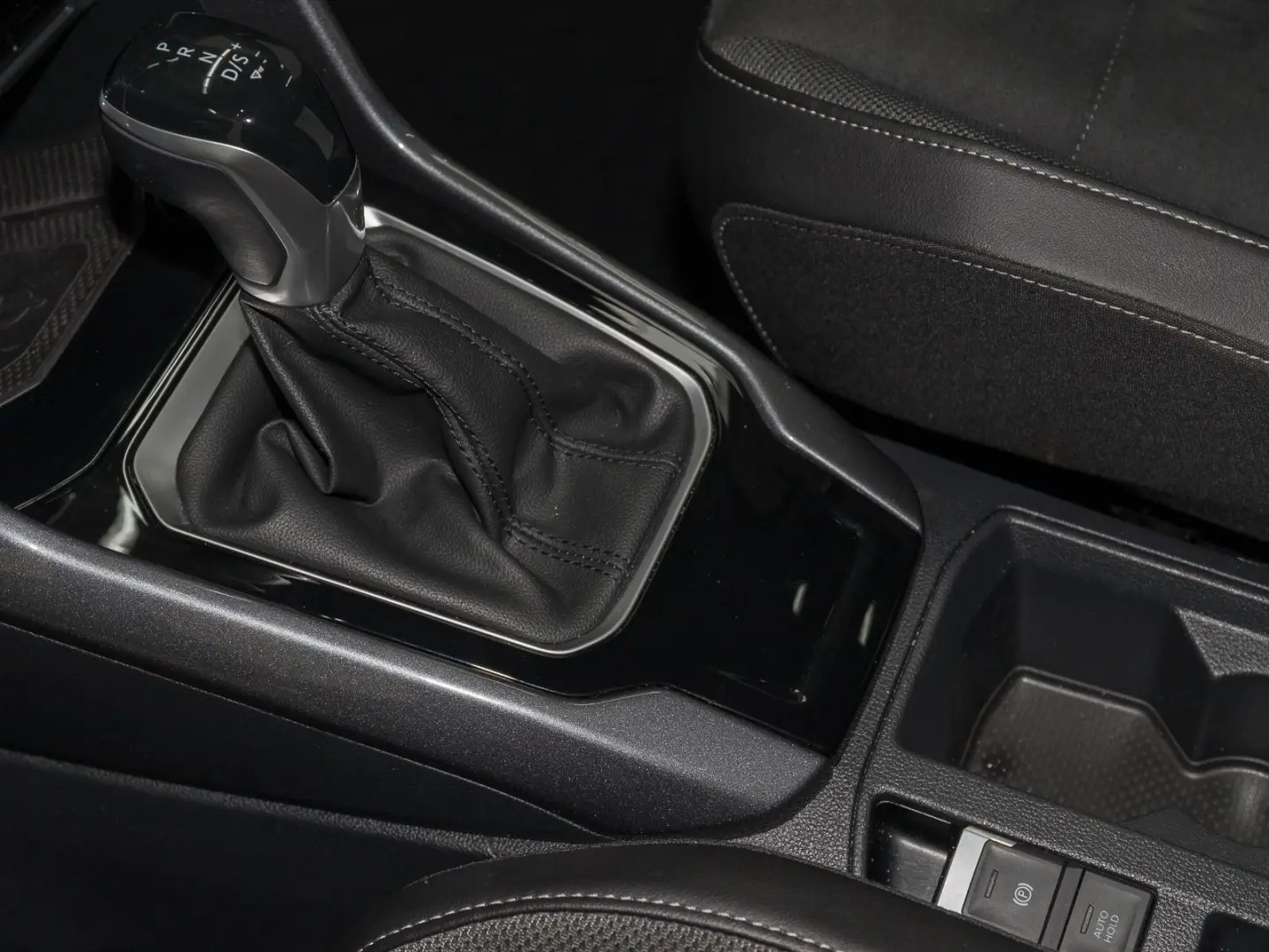 T-Roc 1.5 TSI DSG STYLE LED VIRTUAL NAVI LM17