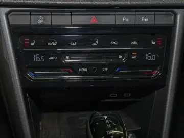 T-Roc 1.5 TSI DSG STYLE LED VIRTUAL NAVI LM17