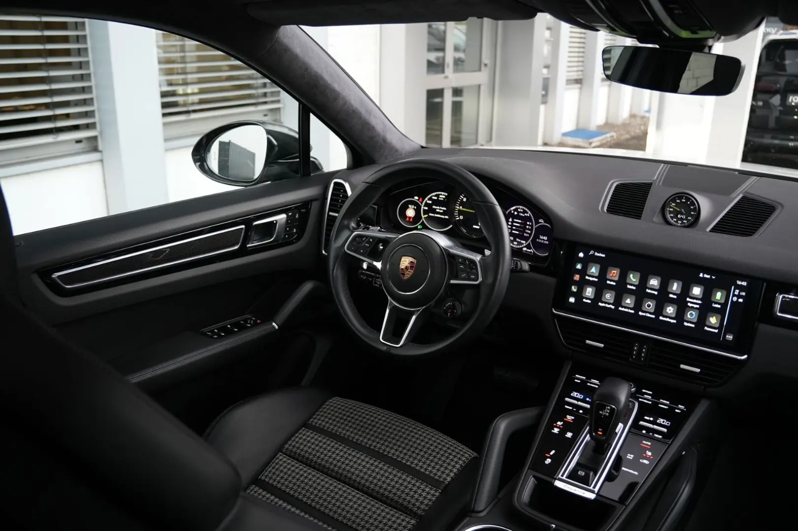 Cayenne E-Hybrid Coupé LEICHTBAU SPORTPAKET-ACC