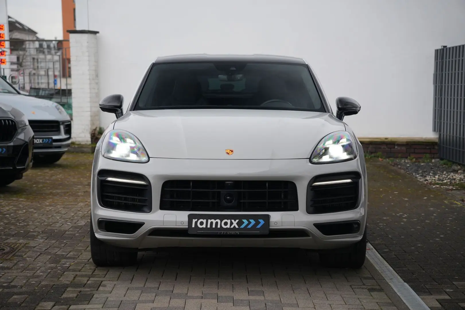 Cayenne E-Hybrid Coupé LEICHTBAU SPORTPAKET-ACC