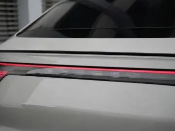 Cayenne E-Hybrid Coupé LEICHTBAU SPORTPAKET-ACC
