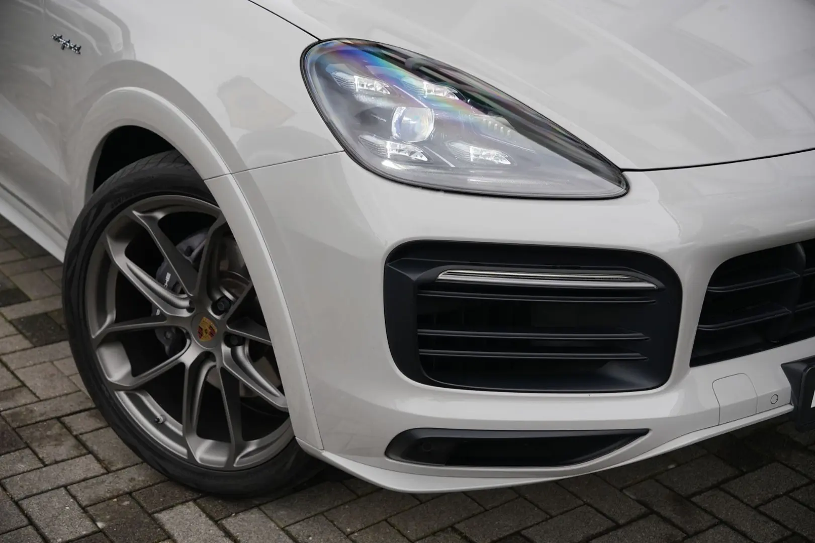 Cayenne E-Hybrid Coupé LEICHTBAU SPORTPAKET-ACC