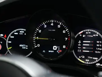 Cayenne E-Hybrid Coupé LEICHTBAU SPORTPAKET-ACC