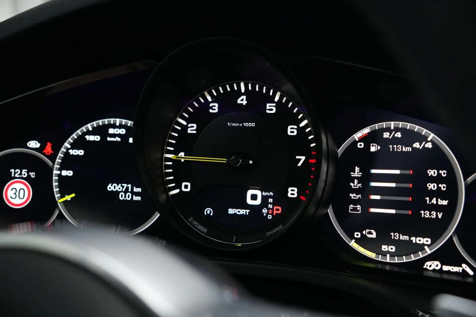 Cayenne E-Hybrid Coupé LEICHTBAU SPORTPAKET-ACC