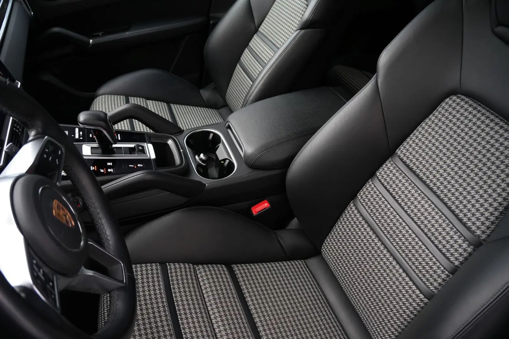 Cayenne E-Hybrid Coupé LEICHTBAU SPORTPAKET-ACC