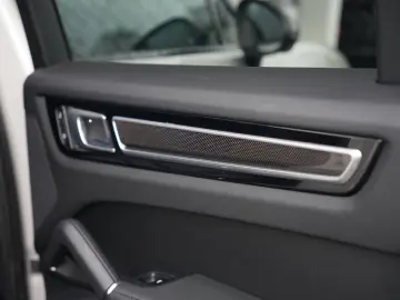 Cayenne E-Hybrid Coupé LEICHTBAU SPORTPAKET-ACC