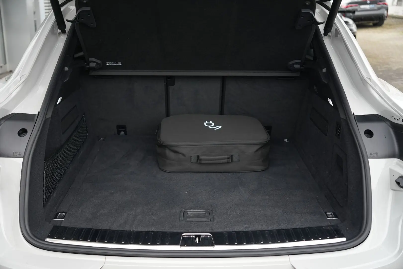 Cayenne E-Hybrid Coupé LEICHTBAU SPORTPAKET-ACC