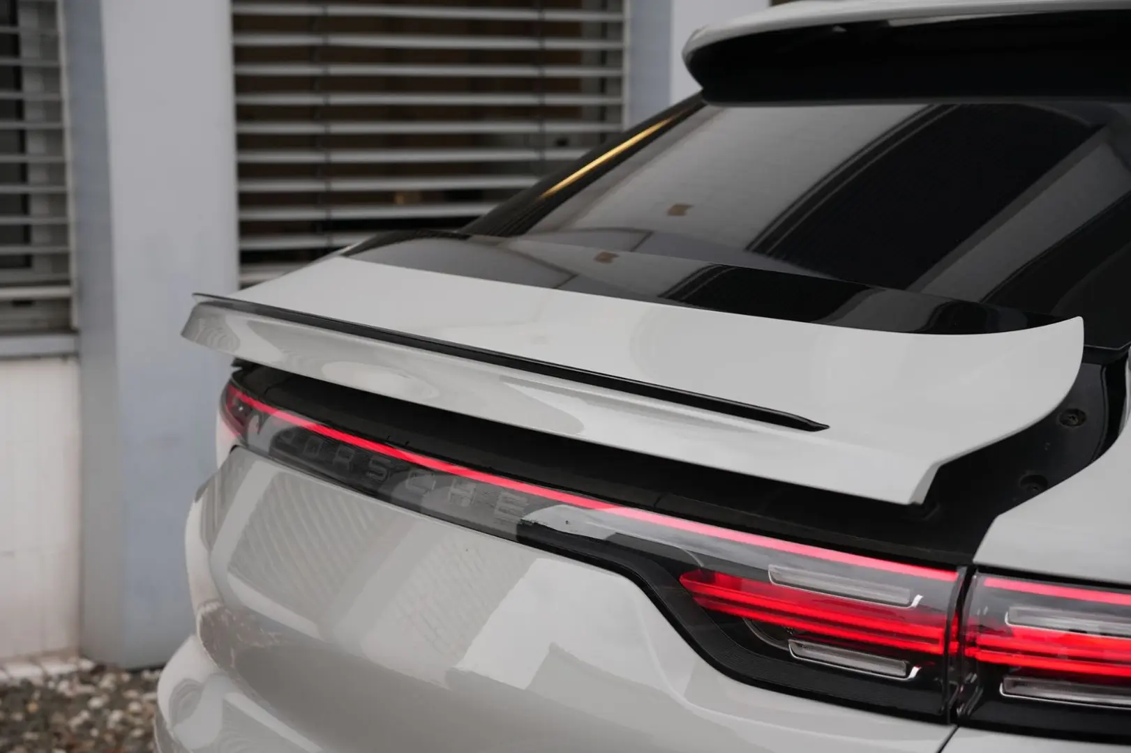 Cayenne E-Hybrid Coupé LEICHTBAU SPORTPAKET-ACC