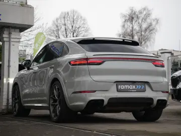 Cayenne E-Hybrid Coupé LEICHTBAU SPORTPAKET-ACC