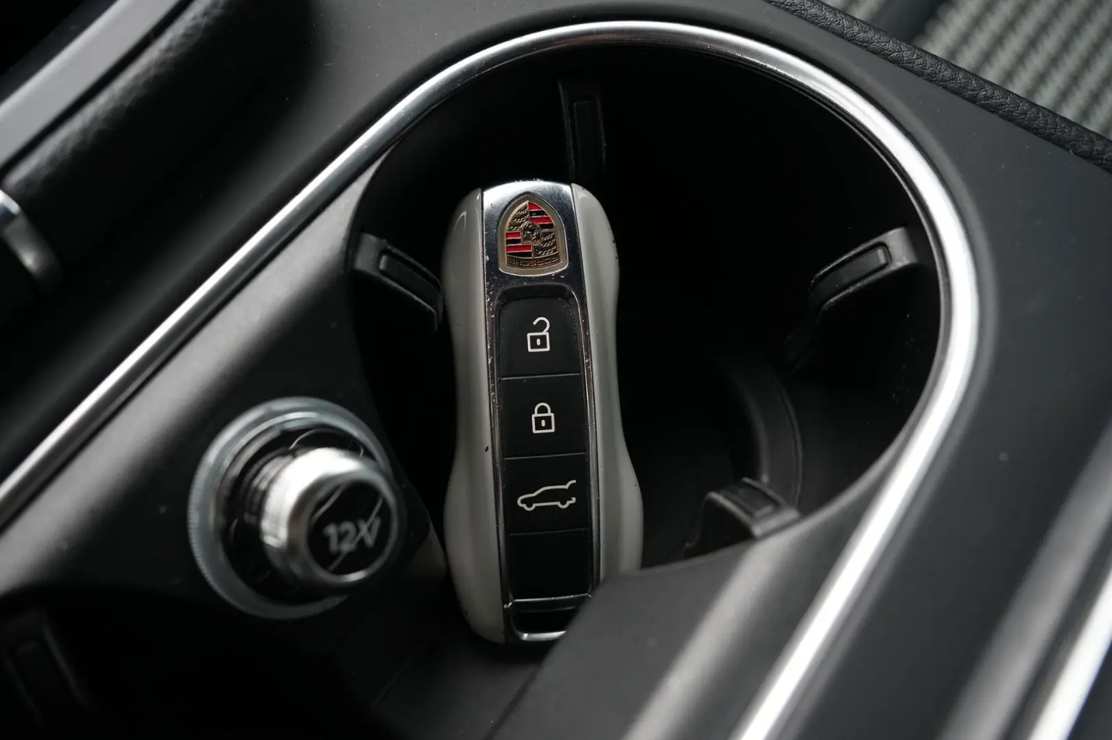 Cayenne E-Hybrid Coupé LEICHTBAU SPORTPAKET-ACC