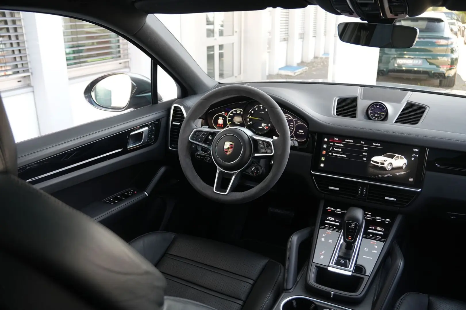 E-Hybrid Coupé  SPORTDESIGN-ACC-AHK-BOSE-21RS