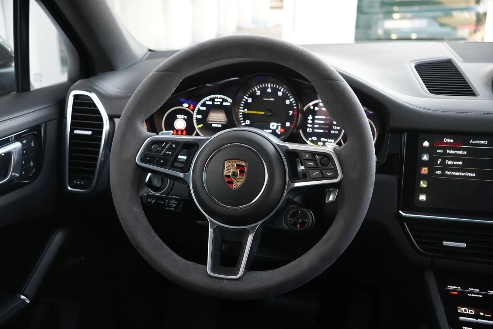 E-Hybrid Coupé  SPORTDESIGN-ACC-AHK-BOSE-21RS