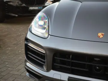E-Hybrid Coupé  SPORTDESIGN-ACC-AHK-BOSE-21RS