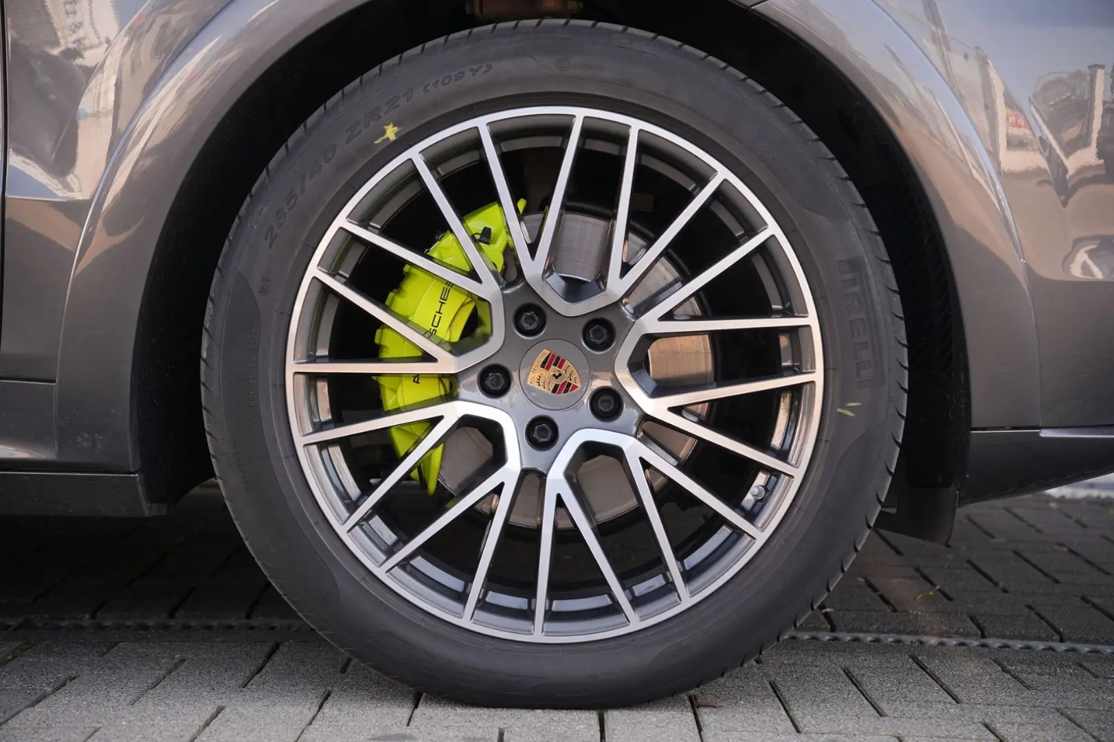 E-Hybrid Coupé  SPORTDESIGN-ACC-AHK-BOSE-21RS