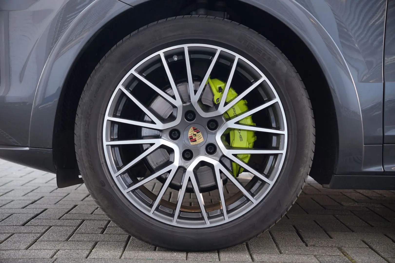 E-Hybrid Coupé  SPORTDESIGN-ACC-AHK-BOSE-21RS