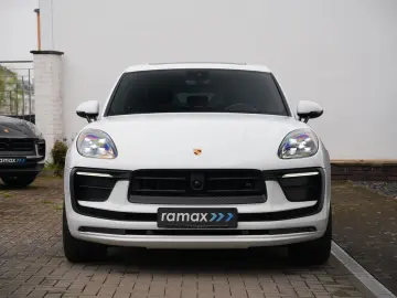 MACAN  ACC-LUFTFEDERUNG-PANO-AHK-BOSE-21