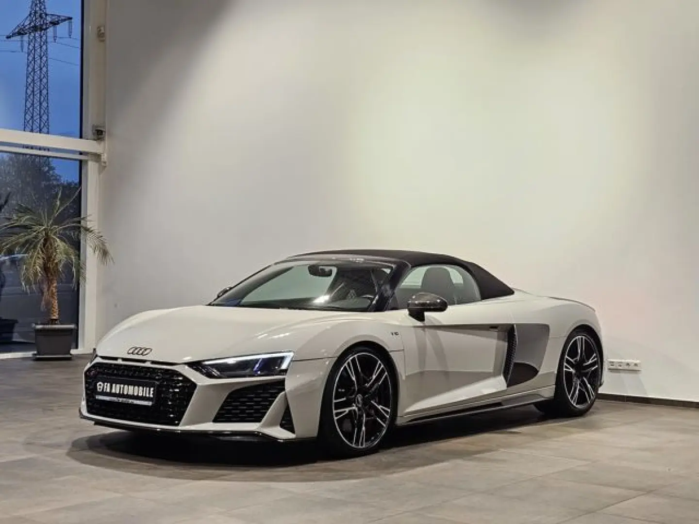 R8 Spyder performance  V10 Keramik Black ed. 20'