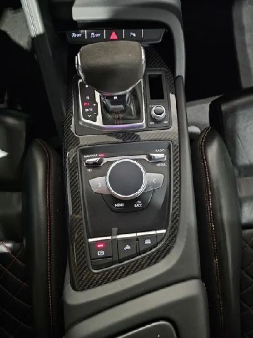 R8 Spyder performance  V10 Keramik Black ed. 20'