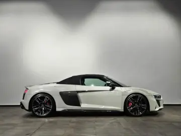 R8 Spyder performance  V10 Keramik Black ed. 20'