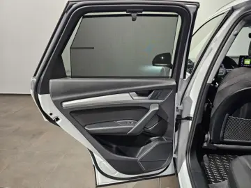 Q5 40 TDI Q. Sport Kameras Matrix Standheizung