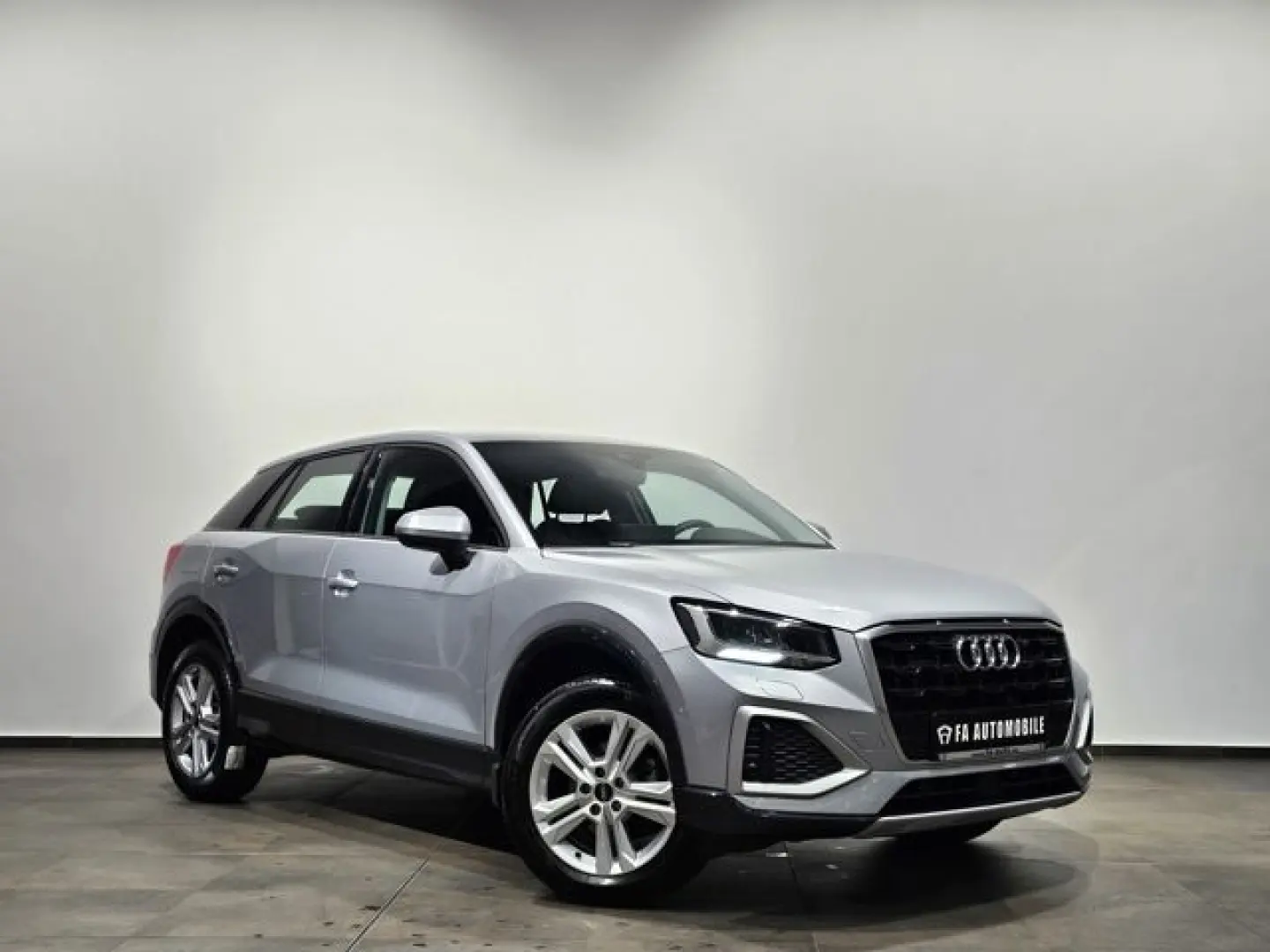 Q2 35 TFSI Virtual Kamera StandheizungSportsitze