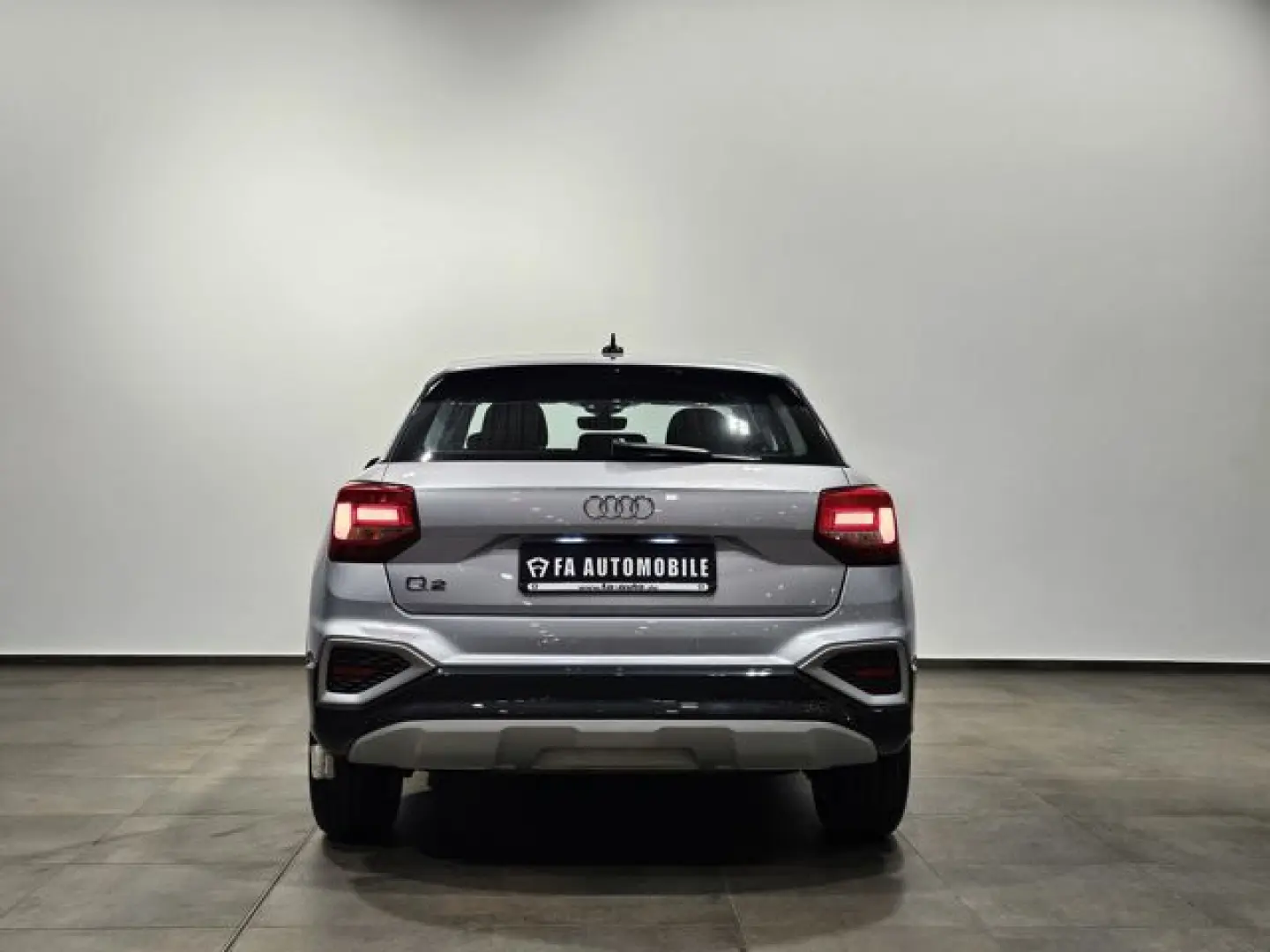 Q2 35 TFSI Virtual Kamera StandheizungSportsitze