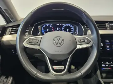 Passat 4Motion Sport Led Navi Leder AHK Kamera