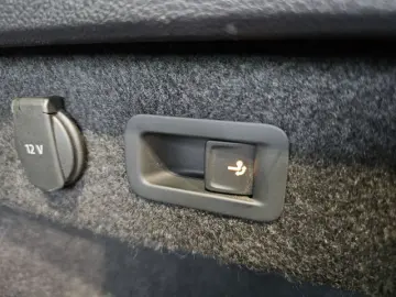 Passat 4Motion Sport Led Navi Leder AHK Kamera