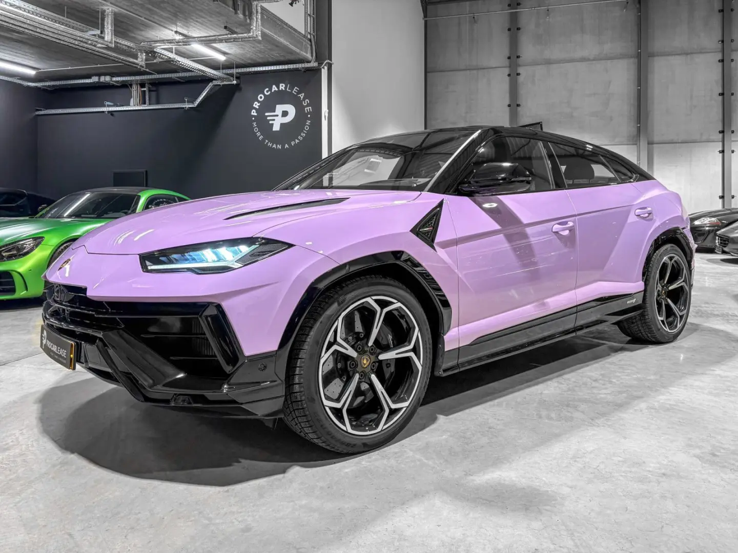 Urus URUS S /1OF1 COLOR UNICO /60 ANNIVERSARIO/