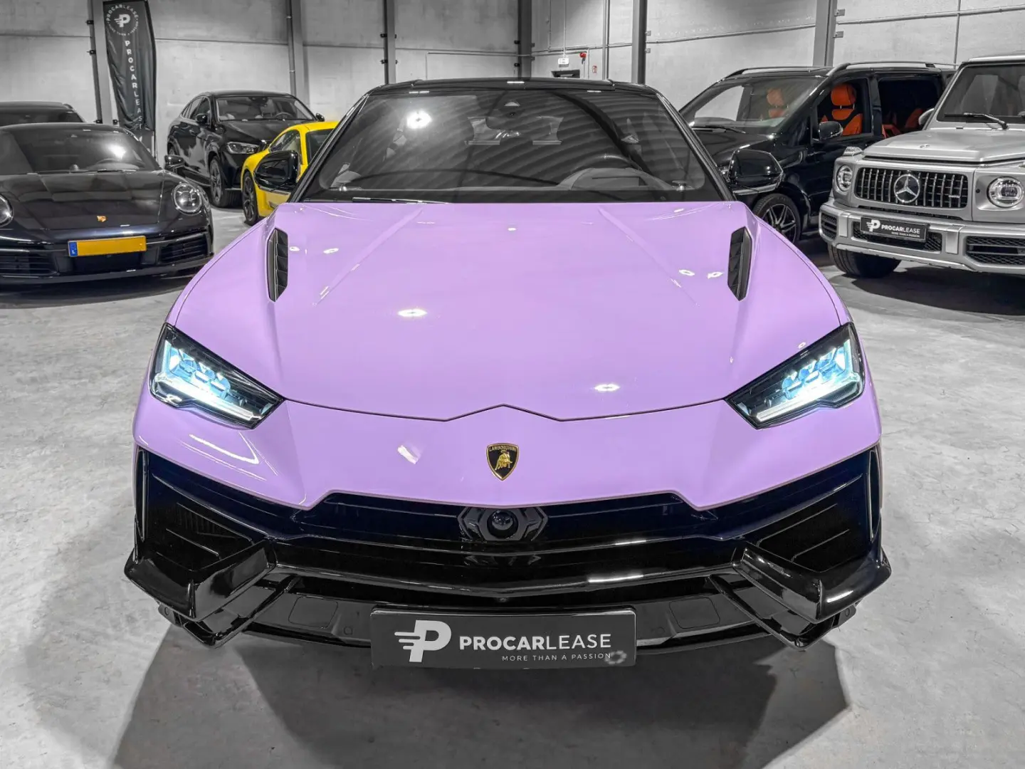 Urus URUS S /1OF1 COLOR UNICO /60 ANNIVERSARIO/