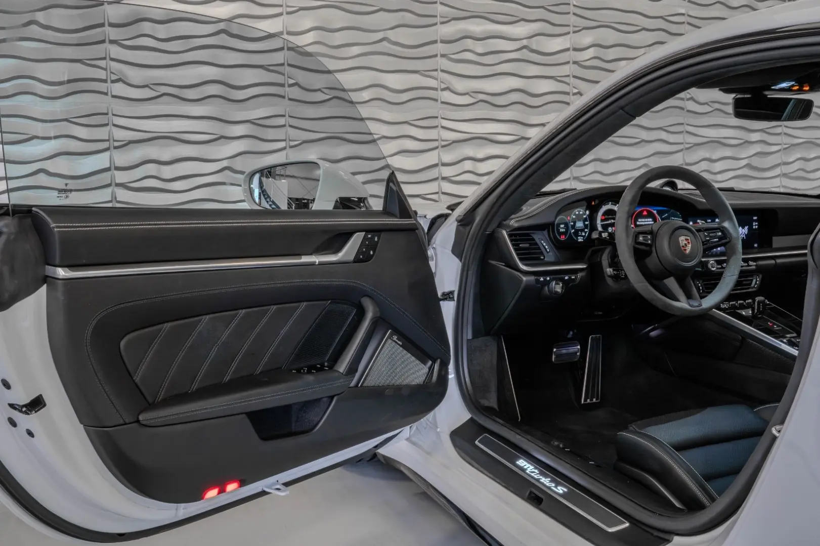 911/ 992 Turbo S *FULL OPTION*Burmester