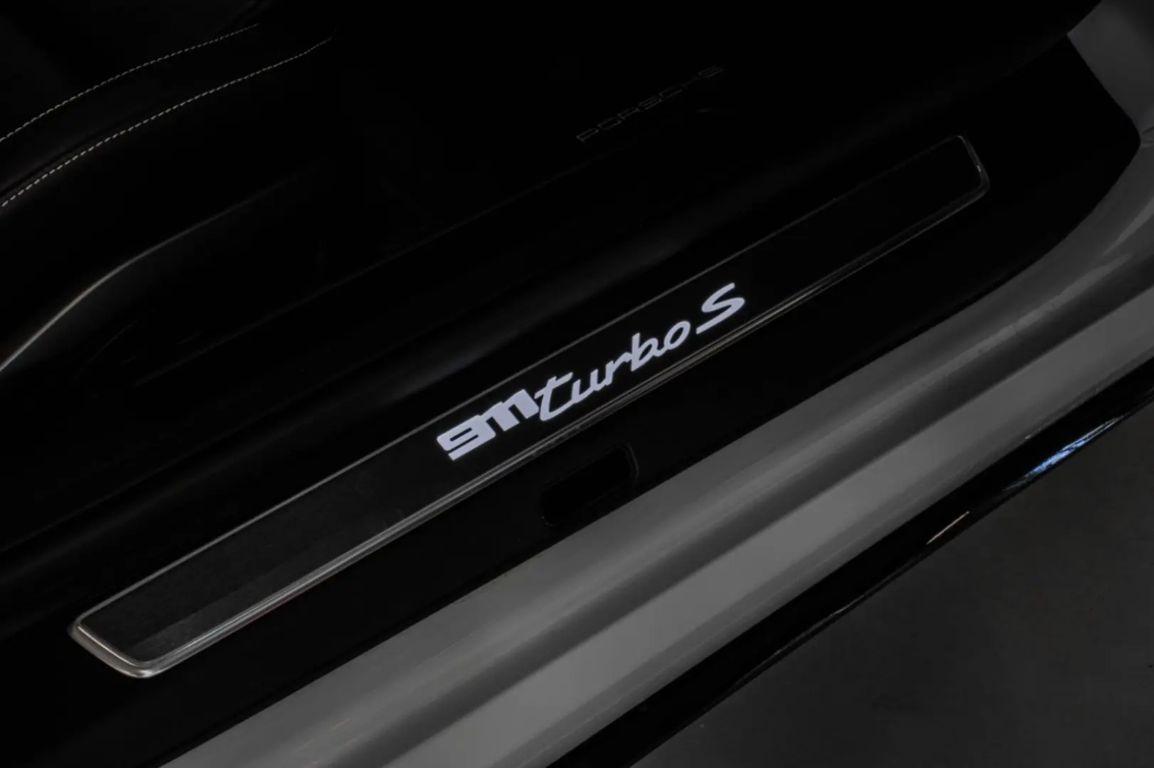 911/ 992 Turbo S *FULL OPTION*Burmester