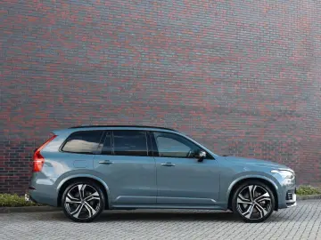 XC 90 T8 AWD Ultimate Dark| AHK - Bow&Wil - Luft