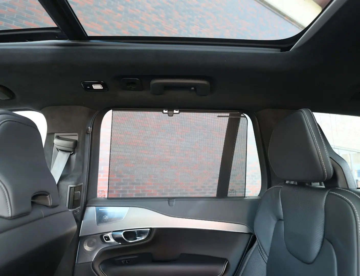 XC 90 T8 AWD Ultimate Dark| AHK - Bow&Wil - Luft