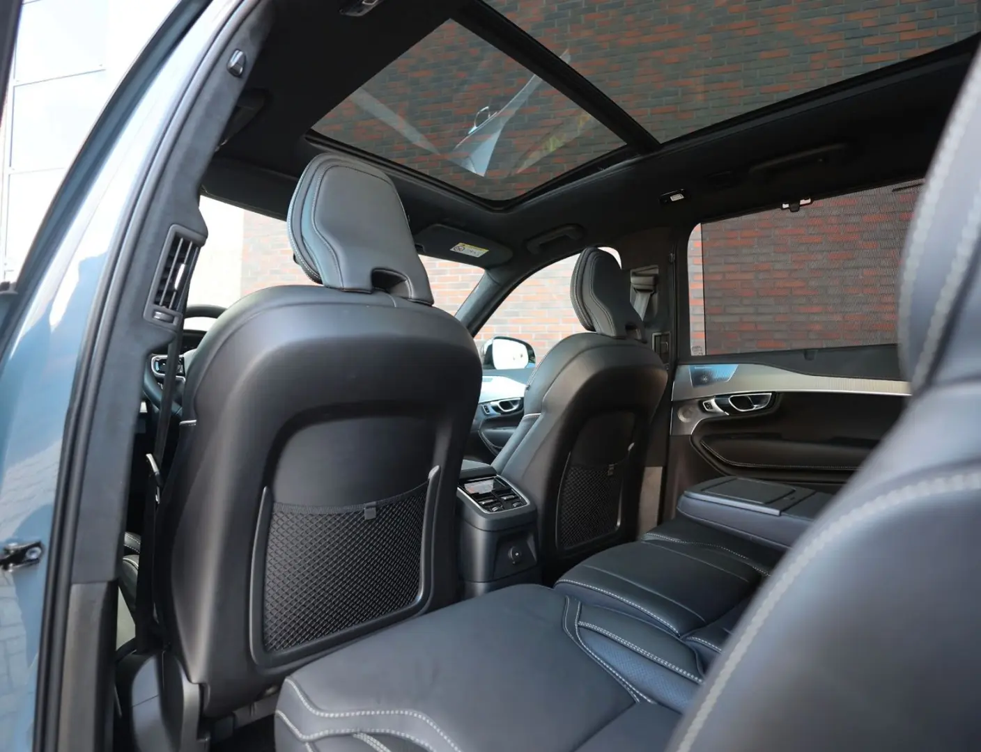 XC 90 T8 AWD Ultimate Dark| AHK - Bow&Wil - Luft