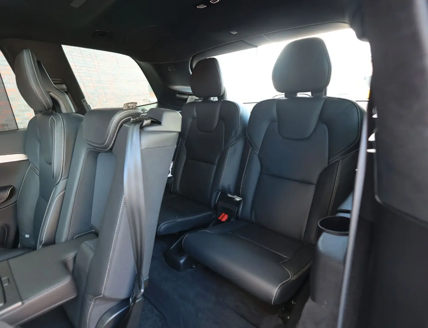 XC 90 T8 AWD Ultimate Dark| AHK - Bow&Wil - Luft