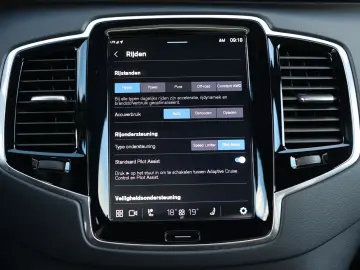 XC 90 T8 AWD Ultimate Dark| AHK - Bow&Wil - Luft