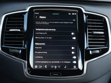XC 90 T8 AWD Ultimate Dark| AHK - Bow&Wil - Luft