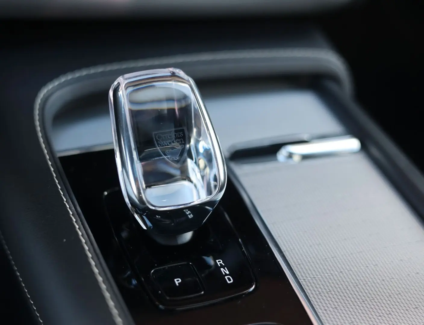 XC 90 T8 AWD Ultimate Dark| AHK - Bow&Wil - Luft