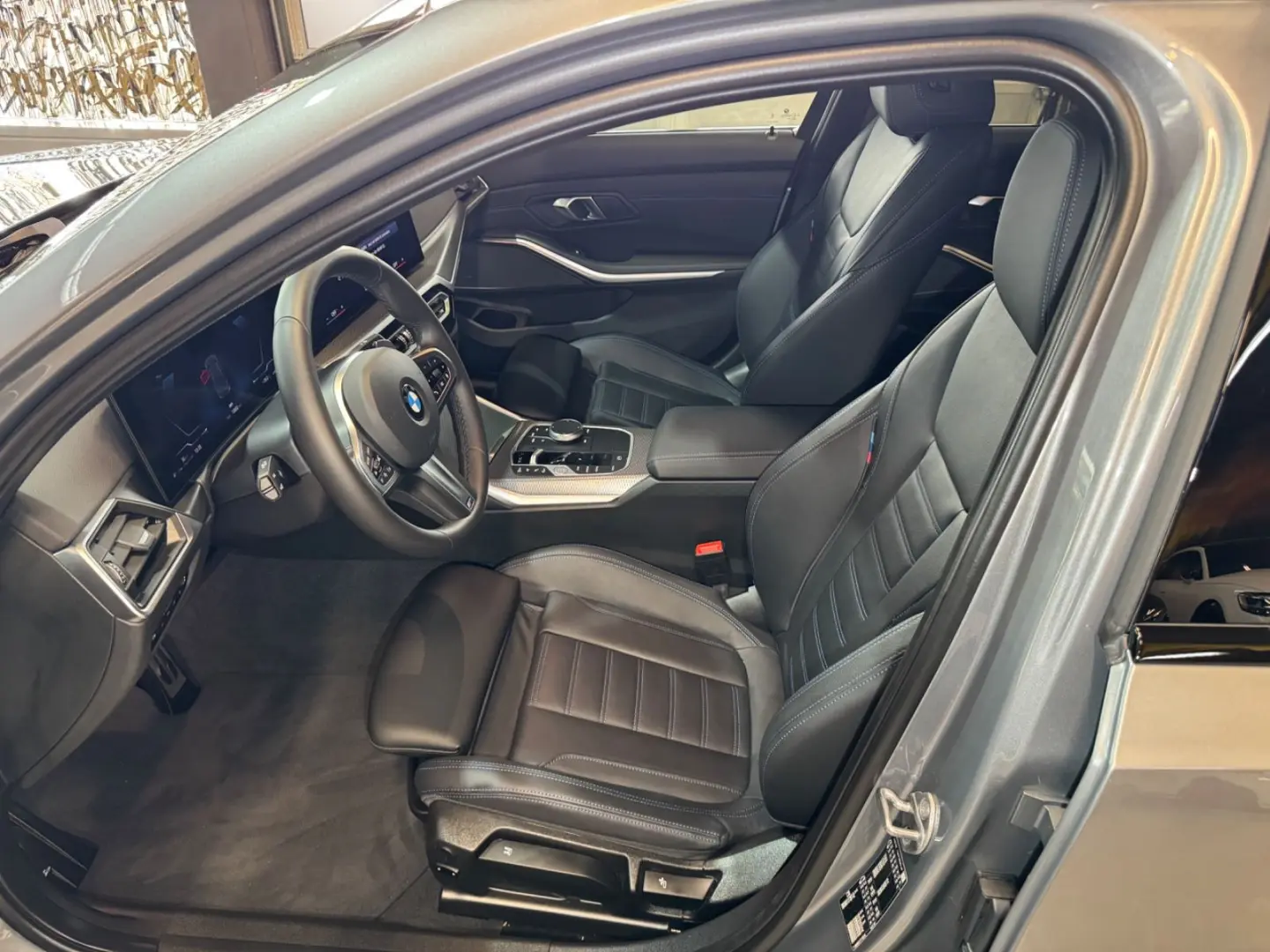 320i M Sport~ LEDER~NAVI~KAMERA 360~LED~HEAD-UP