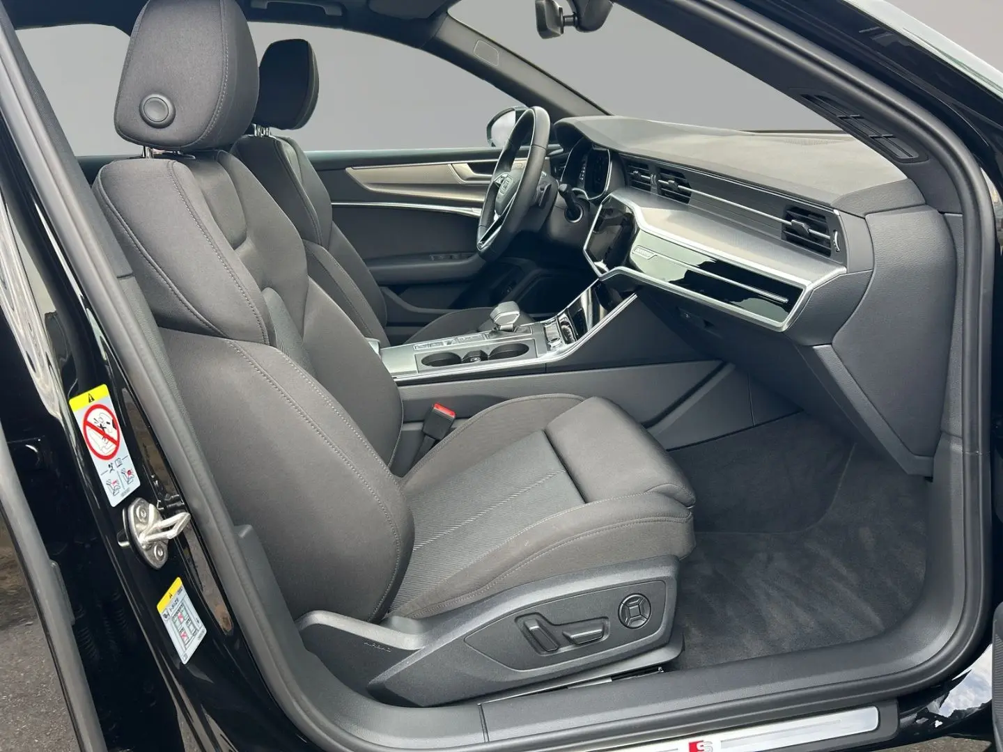 A6 Limousine 40 TDI sport qu LED Kamera Pano Mem