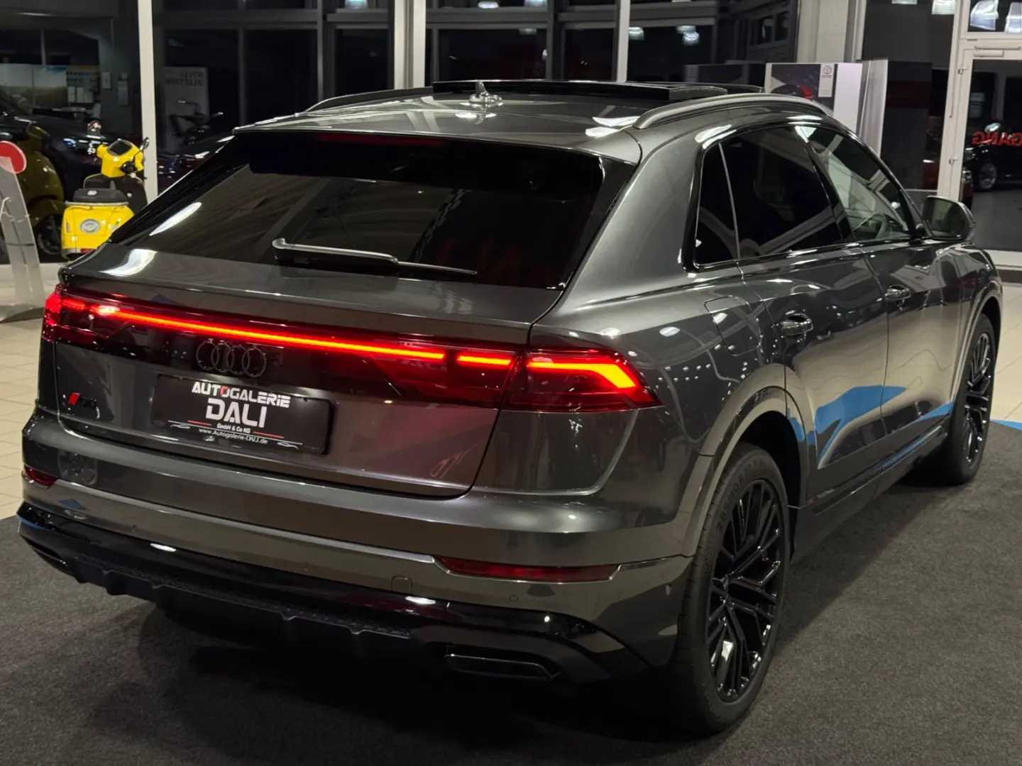 Q8 50 TDI quattro S-LINE SPORT-AHK-HEAD UP-B&O