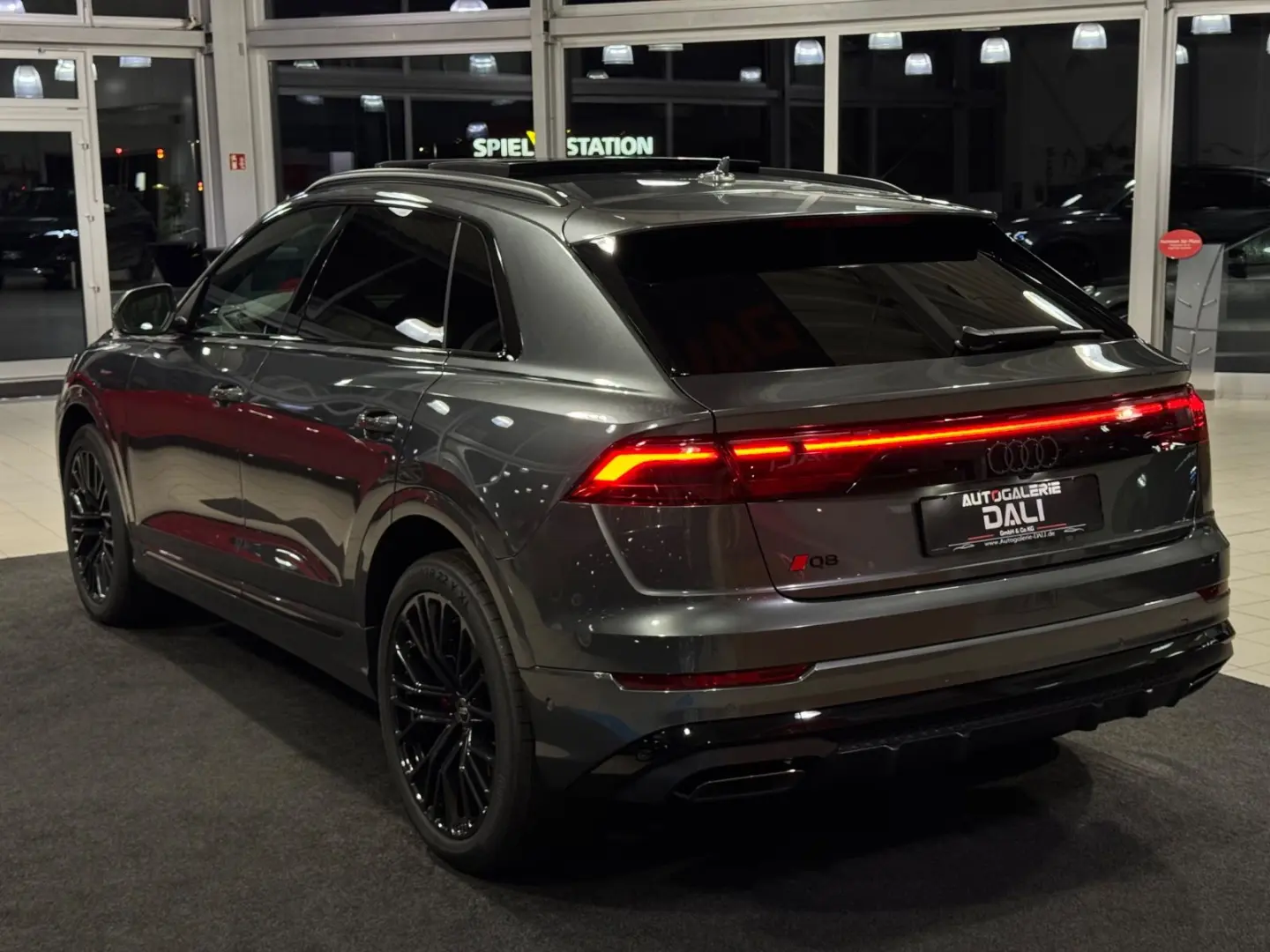 Q8 50 TDI quattro S-LINE SPORT-AHK-HEAD UP-B&O