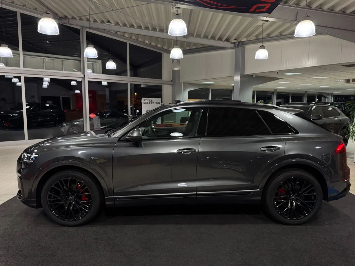 Q8 50 TDI quattro S-LINE SPORT-AHK-HEAD UP-B&O