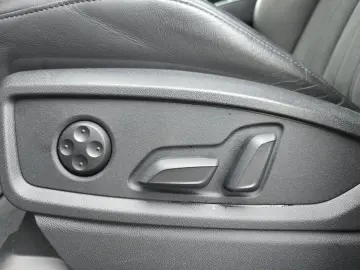Q5 Sportback 50 TFSIe qu S line Navi LED ACC Vir