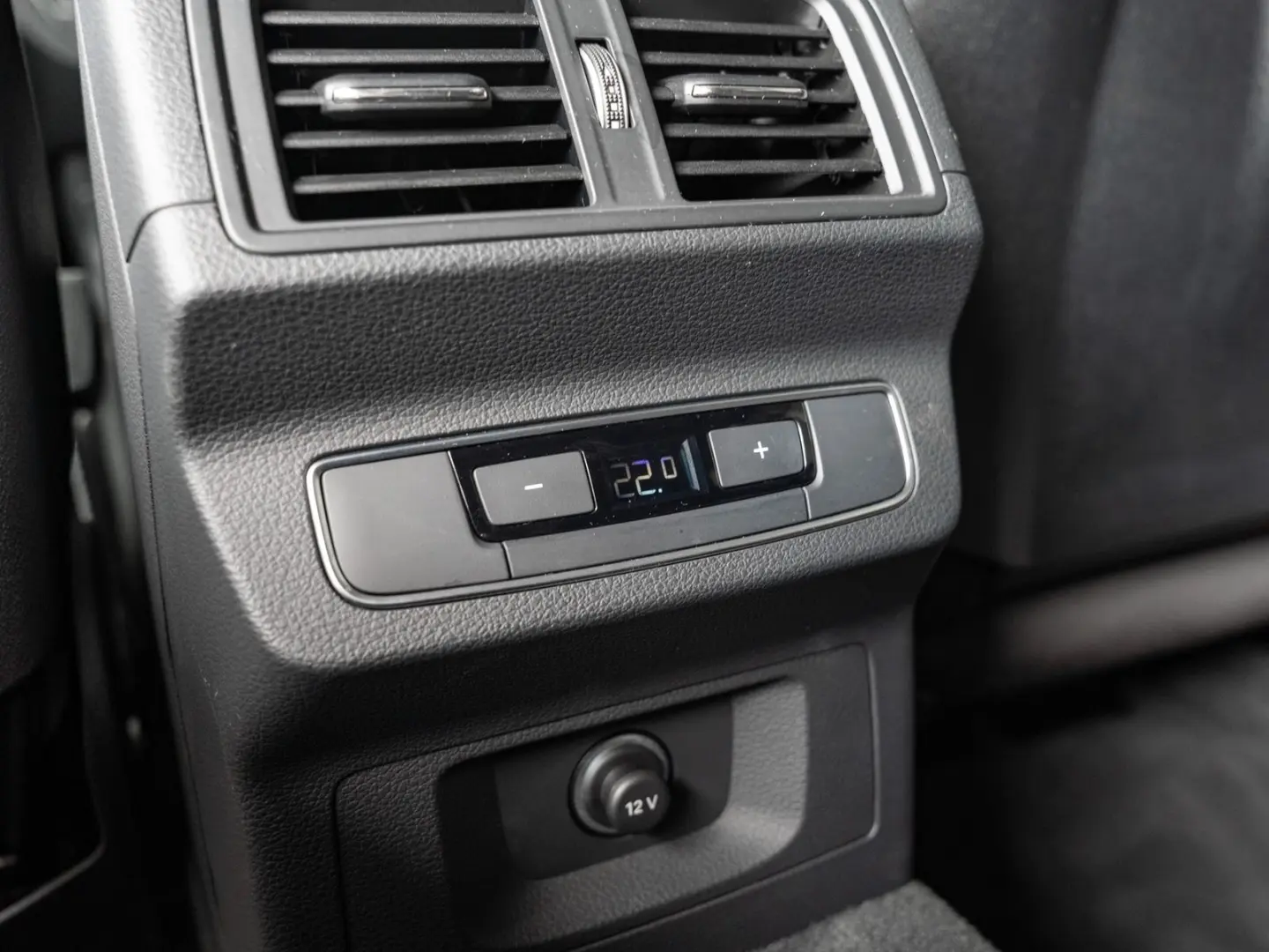 Q5 Advanced FLA ACC KeyLess AkustikGlas 3xKlima