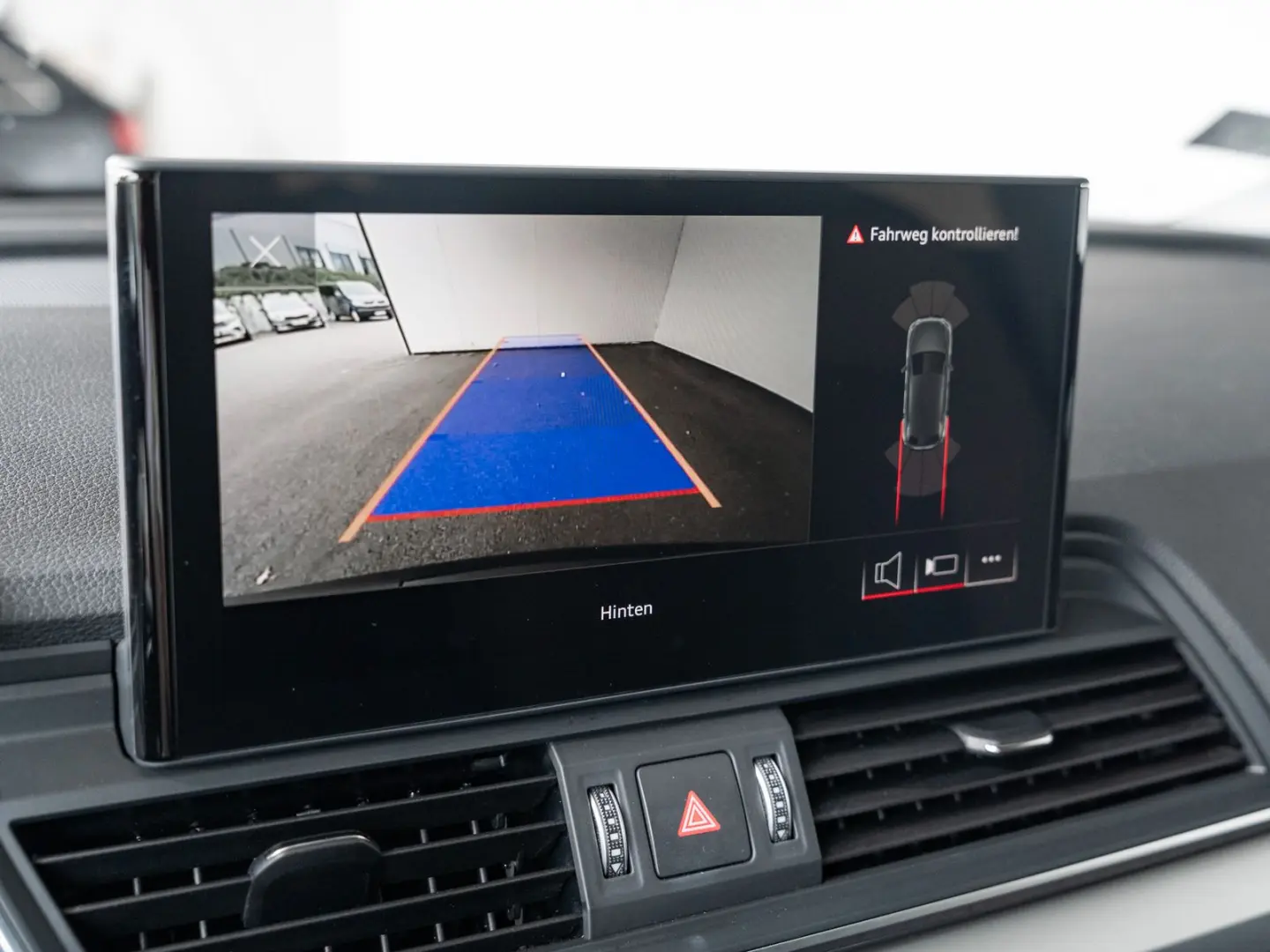 Q5 Advanced FLA ACC KeyLess AkustikGlas 3xKlima