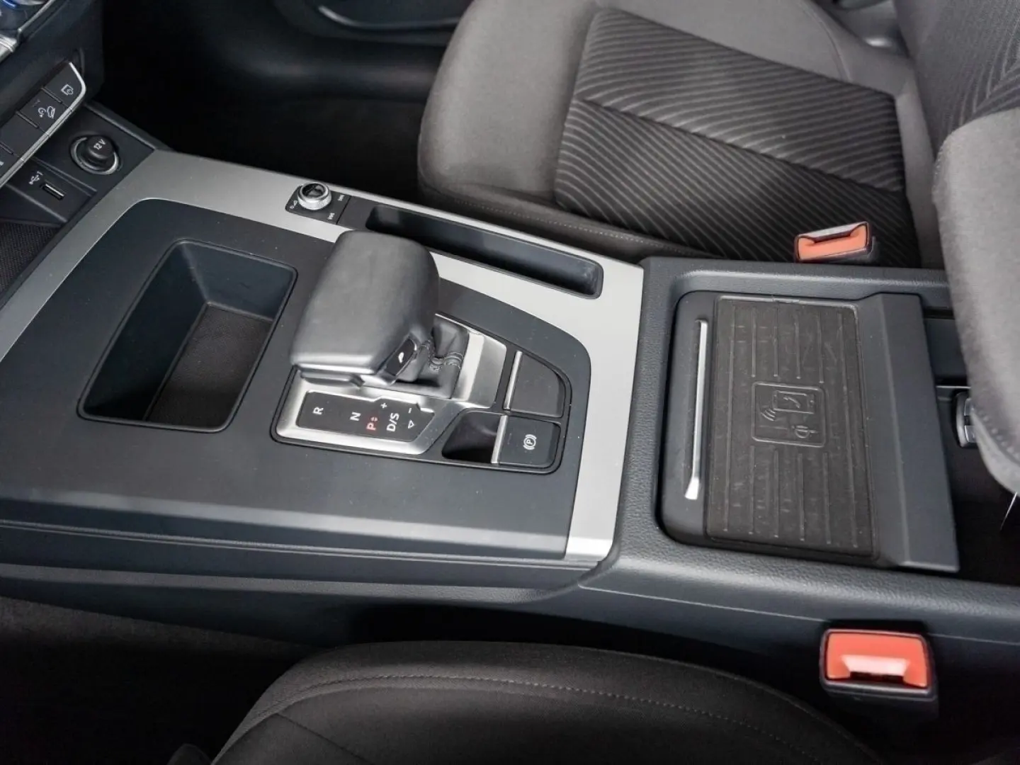 Q5 Advanced FLA ACC KeyLess AkustikGlas 3xKlima