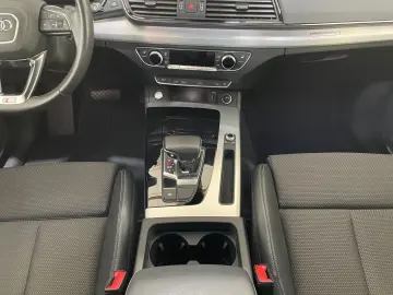 Q5 Sportback 55 TFSI e quatto S tronic S line